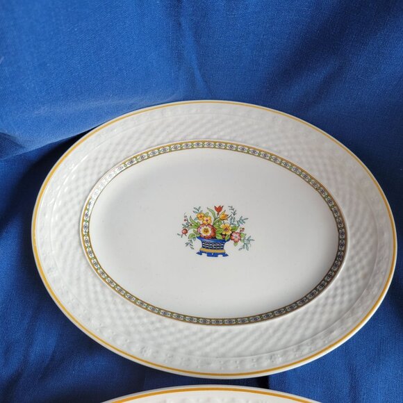 Carlton China Oval Serving Platters Set/2 White W/ Gold Trim & Floral Grindley - Picture 2 of 11